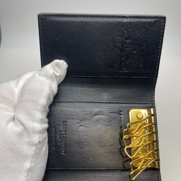 Saint Laurent 6 Row Black Leather Key Case - Preowned - Picture 10 of 15